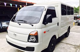 Selling Hyundai H-100 2017 Manual Diesel in Mandaue