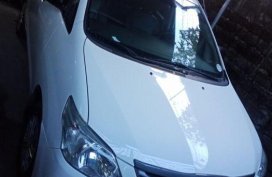 Selling Used Toyota Innova 2014 in Apalit