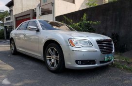 Selling Chrysler 300c 2013 Automatic Gasoline in Marikina