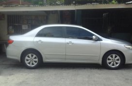 Sell 2nd Hand 2011 Toyota Corolla Altis Manual Gasoline in Quezon City