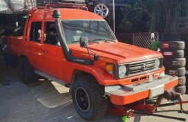Selling Used Toyota Land Cruiser 2011 in Laoag