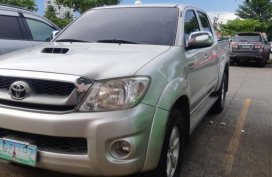 2nd Hand Toyota Hilux 2011 for sale in Davao City