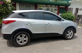 Used Hyundai Tucson 2010 Automatic Gasoline for sale in Bacoor