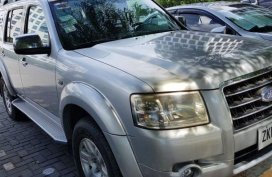 Selling 2nd Hand Ford Everest 2007 Automatic Diesel at 90000 km in General Trias