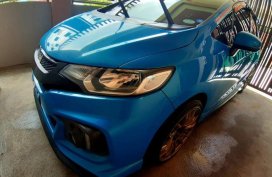 Selling 2nd Hand  Honda Jazz 2015 in Balagtas