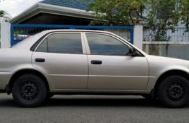 Selling Toyota Corolla 2002 Manual Gasoline in Las Piñas