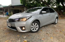 Selling Toyota Altis 2015 Manual Gasoline in Quezon City