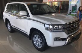 Selling Brand New Toyota Land Cruiser 2019 in Las Piñas