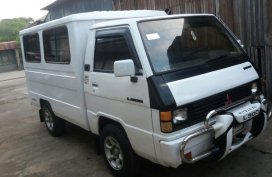 Selling 2nd Hand Mitsubishi L300 1996 in Candaba