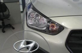 Selling Brand New Hyundai Reina in Malabon