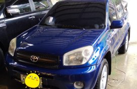 Selling 2nd Hand Toyota Rav4 2004 Automatic Gasoline at 80000 km in La Trinidad