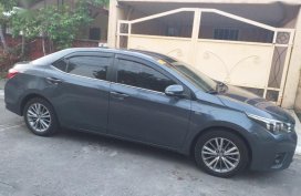 Selling Toyota Altis 2016 Manual Gasoline in Quezon City