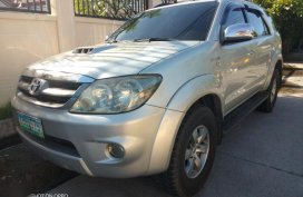 Selling Used Toyota Fortuner 2006 in Paniqui
