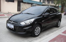 Selling 2nd Hand Hyundai Accent 2016 at 32800 km in Quezon City