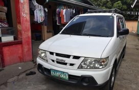 Selling White Isuzu Crosswind 2007 Manual Diesel at 20000 km in San Pablo