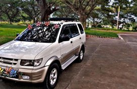 2nd Hand Isuzu Crosswind 2002 at 100000 km for sale