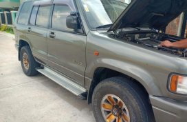 Selling 2nd Hand Isuzu Bighorn 1990 in Bacoor