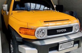 2nd Hand Toyota Fj Cruiser 2015 Automatic Gasoline for sale in Pasig