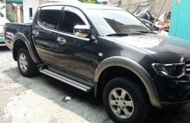 Selling 2nd Hand Mitsubishi Strada 2003 in Mandaluyong
