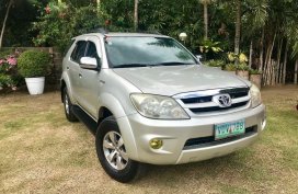 Selling Toyota Fortuner 2006 at 144000 km in Lipa