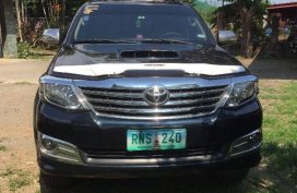 Sell 2nd Hand 2014 Toyota Fortuner Manual Diesel at 70000 km in Tanauan