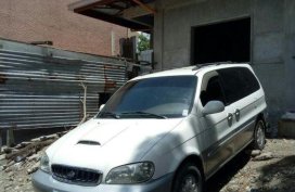 Selling 2nd Hand Kia Carnival 2000 in Biñan