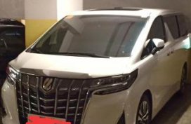 2nd Hand Toyota Alphard 2019 at 300 km for sale
