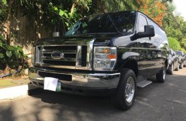 Sell 2nd Hand 2010 Ford E-150 Automatic Gasoline at 65000 km in San Juan