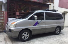 2nd Hand Hyundai Starex 2005 at 90000 km for sale