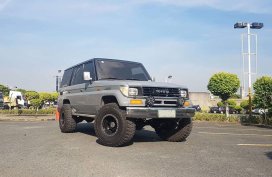 Selling 2nd Hand Toyota Land Cruiser Prado in Pasay
