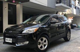 2nd Hand Ford Escape 2015 at 48000 km for sale