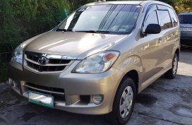 2nd Hand Toyota Avanza 2010 for sale in Las Piñas