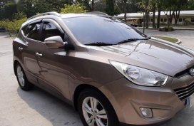 Selling Hyundai Tucson 2012 Automatic Diesel in Quezon City