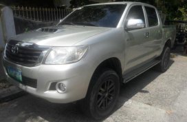 2nd Hand Toyota Hilux 2014 Manual Diesel for sale in Muntinlupa