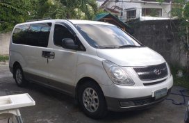 Selling Hyundai Grand Starex 2011 in Las Piñas