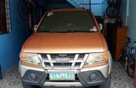 Selling 2nd Hand Isuzu Crosswind 2010 in Cabuyao
