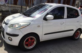 2nd Hand Hyundai I10 2009 Automatic Gasoline for sale in Quezon City