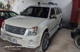 Selling Isuzu Alterra 2012 Manual Diesel in Talisay