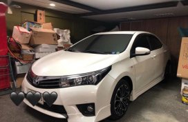 Sell 2nd Hand 2014 Toyota Corolla Altis at 6700 km in San Juan