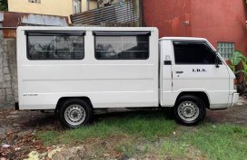 2011 Mitsubishi L300 for sale in Valenzuela