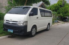 2nd Hand Toyota Hiace 2013 Manual Diesel for sale in Taytay