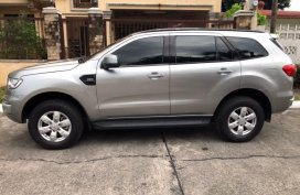 2nd Hand Ford Everest 2016 for sale in Angeles