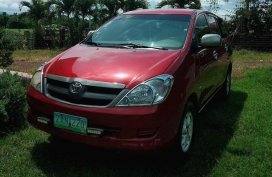 Toyota Innova 2005 Manual Gasoline for sale in Rosario