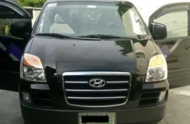 2nd Hand Hyundai Starex 2005 Manual Diesel for sale in Valenzuela