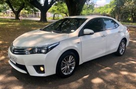 Selling 2nd Hand Toyota Altis 2015 at 50000 km in San Fernando