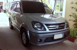 Selling 2nd Hand Mitsubishi Adventure 2010 in Cainta
