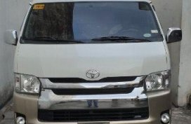 Selling 2nd Hand Toyota Grandia 2016 Manual Diesel in Tarlac City