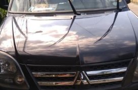 Selling 2nd Hand Mitsubishi Adventure 2014 in Olongapo