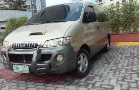 Selling Hyundai Starex 2004 Automatic Diesel in Quezon City