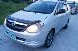 Selling Toyota Innova 2008 Manual Gasoline in Urdaneta